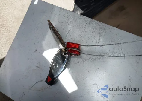 2015 Mercedes-Benz C 300 Luxury/Sport from USA, damaged, VIN 55SWF4JBXFU047108